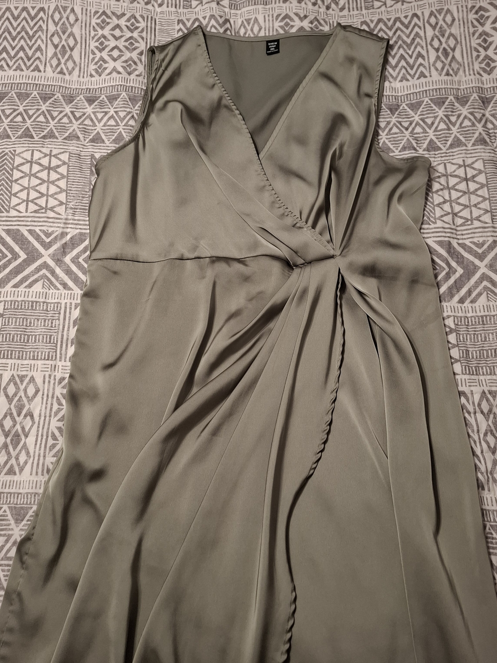 SHEIN Curve Olive Green Satin Surplice Knot Camisole Top